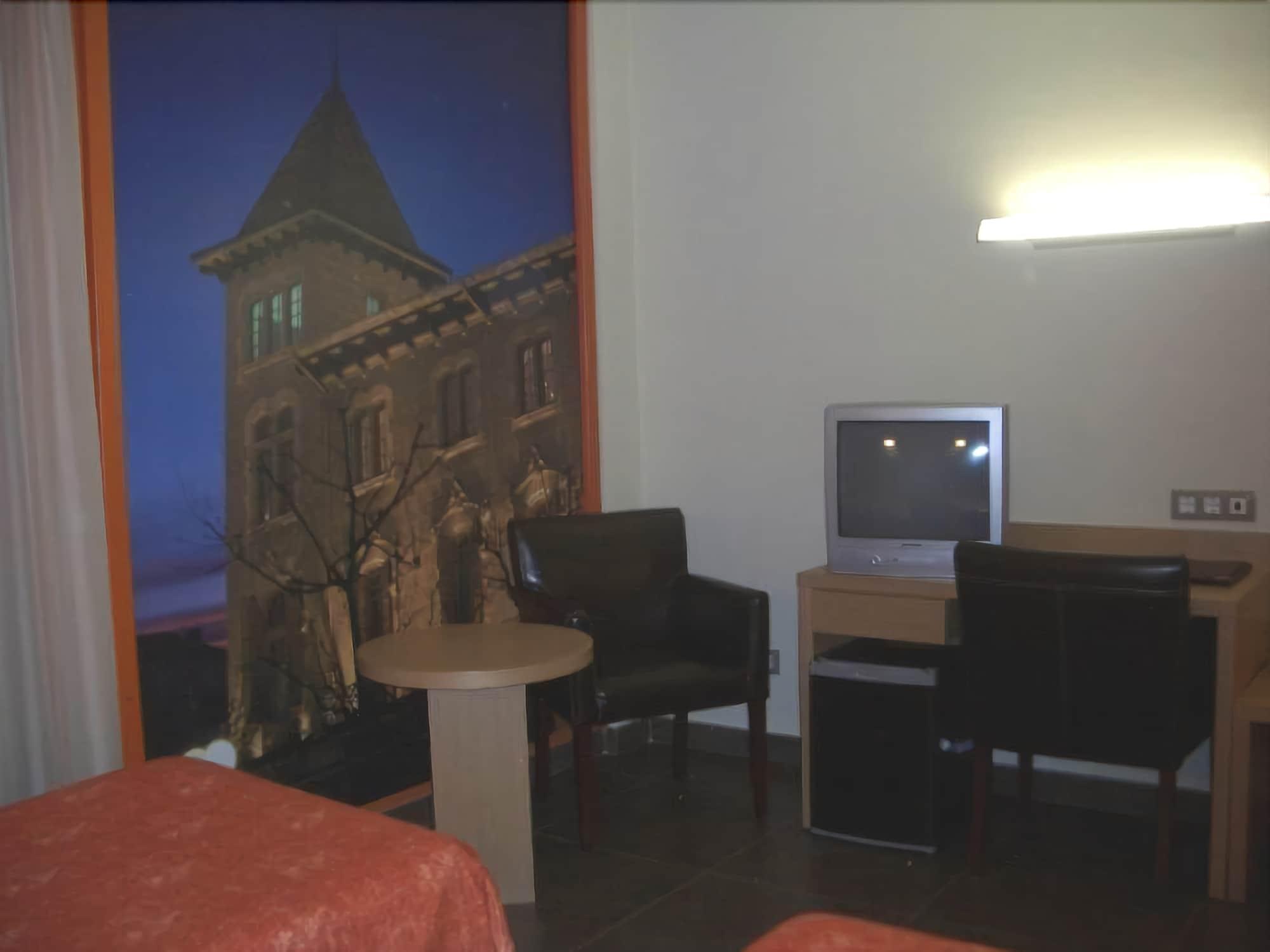 Hotel Pere III El Gran ヴィラフランカ・デル・ペネデス エクステリア 写真
