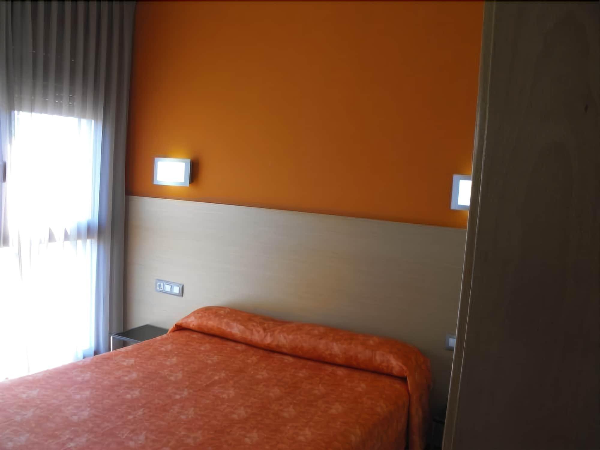 Hotel Pere III El Gran ヴィラフランカ・デル・ペネデス エクステリア 写真