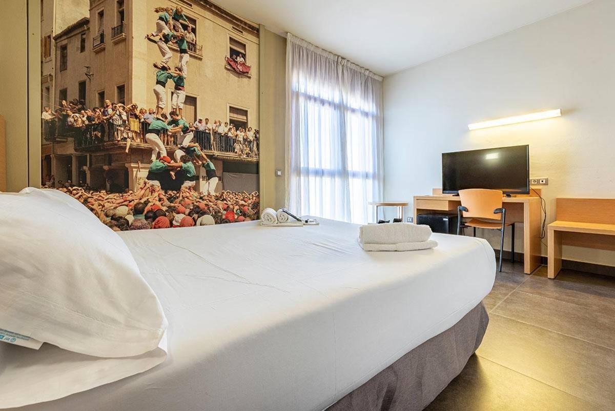 Hotel Pere III El Gran ヴィラフランカ・デル・ペネデス エクステリア 写真