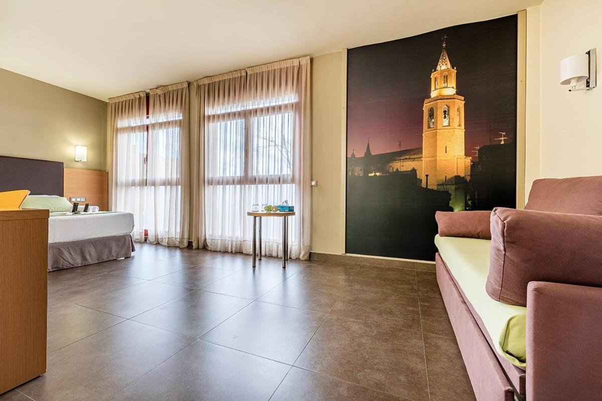 Hotel Pere III El Gran ヴィラフランカ・デル・ペネデス エクステリア 写真