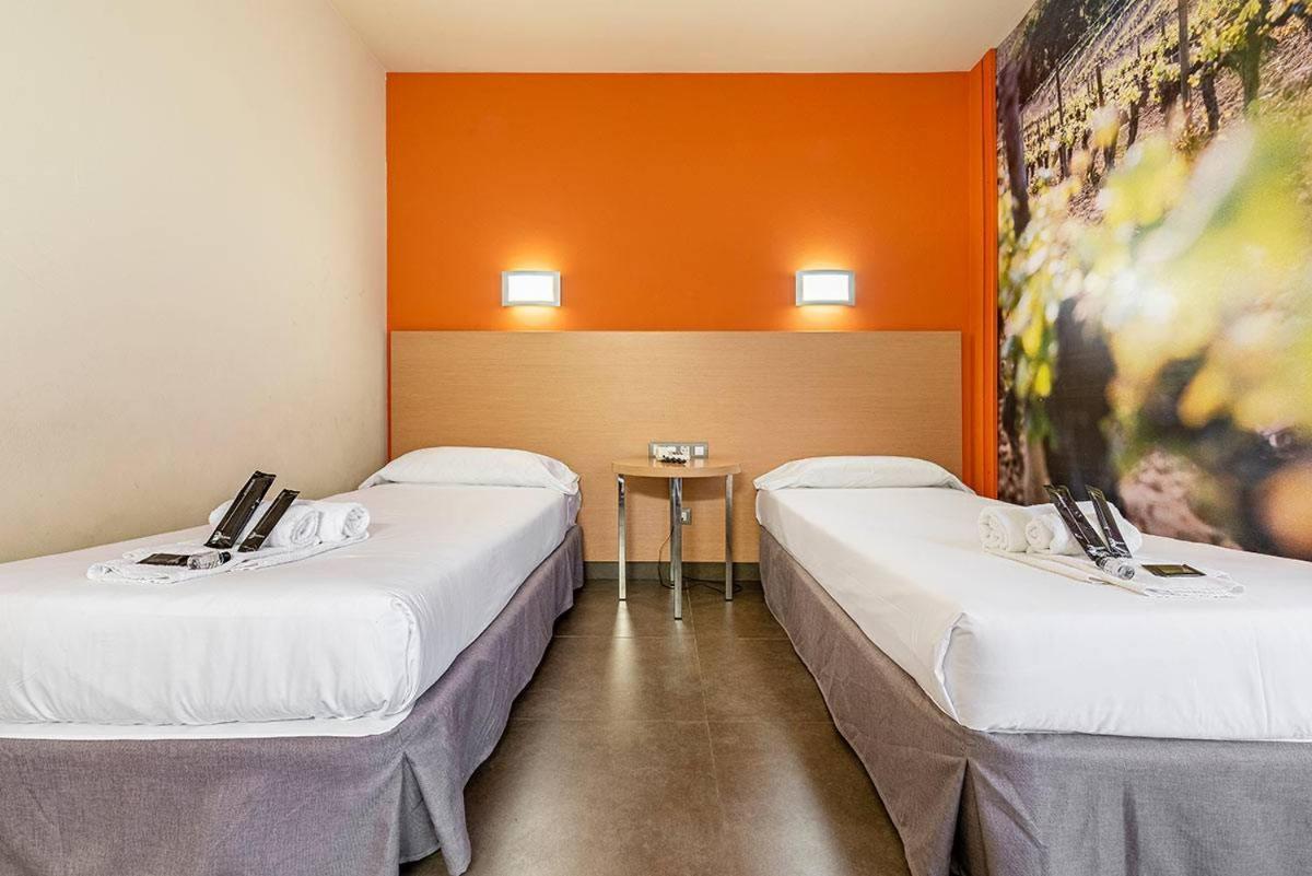 Hotel Pere III El Gran ヴィラフランカ・デル・ペネデス エクステリア 写真
